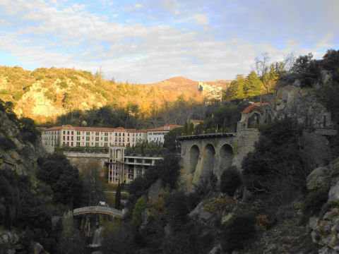 Thermes de Molitg - Village du Conflent - Pyrénées Orientales