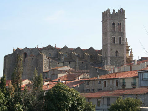 Ille-sur-Têt - Village du Ribéral - Pyrénées Orientales