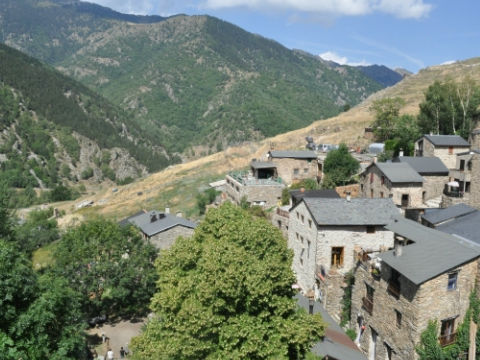 Mantet - Village du Conflent - Pyrénées Orientales