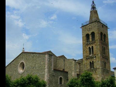 Prades - Village du Conflent - Pyrénées Orientales