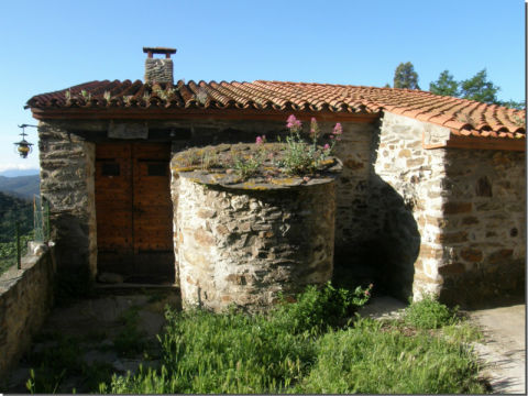 Casefabre - Village des Aspres - Pyrénées Orientales